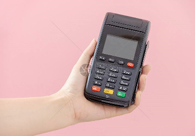 用pos机刷卡交易金额受限